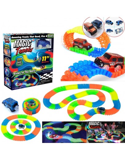 Светеща писта Magic Tracks 604224, 220 части, Свети в тъмното, 335см писта